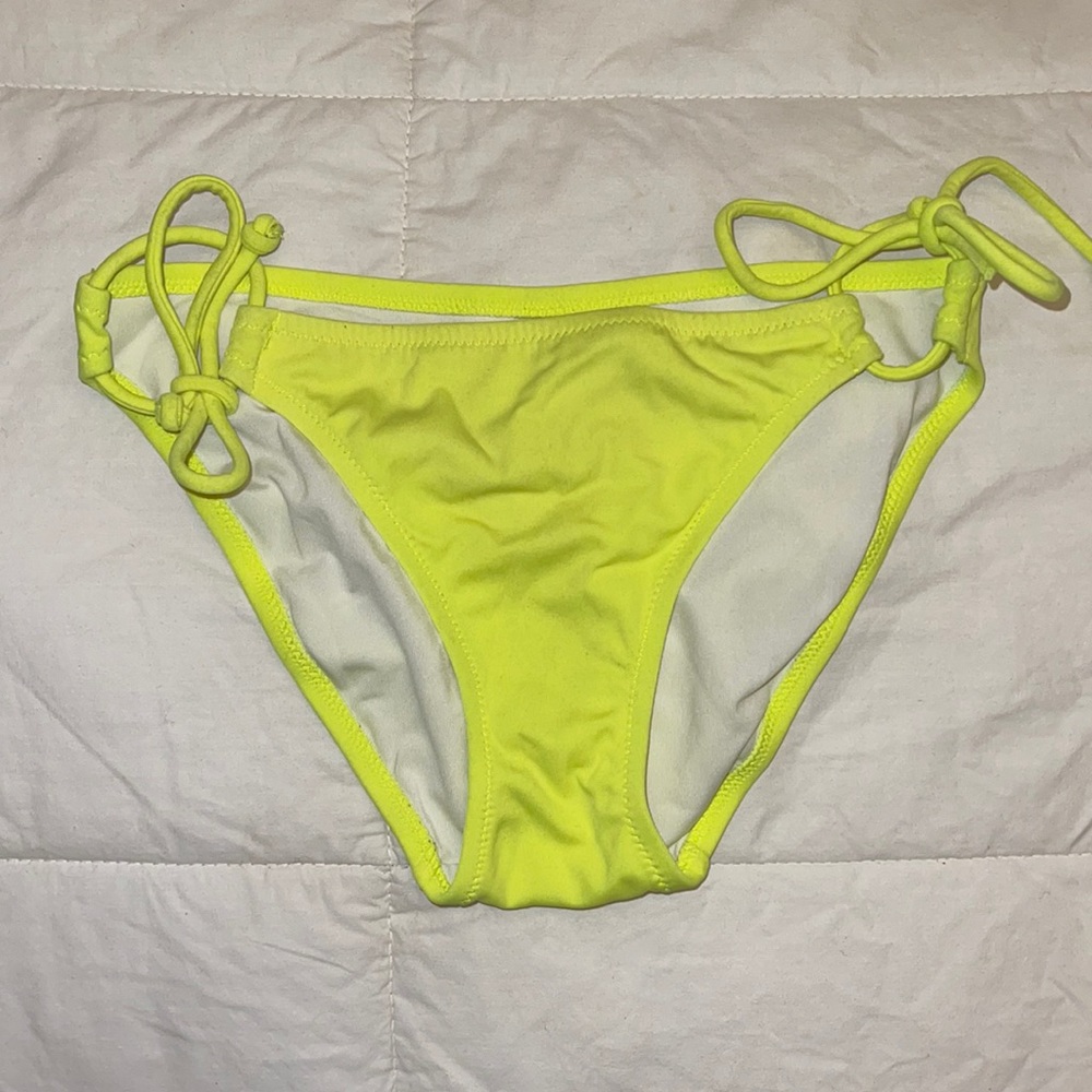 Victoria’s Secret Bikini Bottom